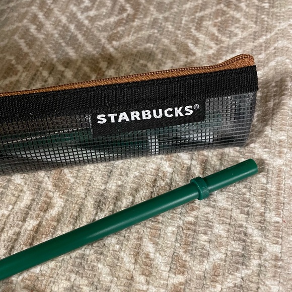 Starbucks two sets of reusable straw kits w/ cleaning brushes+travel pouches NWT - Picture 4 of 9